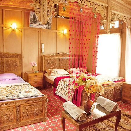New Bul Bul Group Of Houseboats Srinagar Hotel Durgjan Екстериор снимка