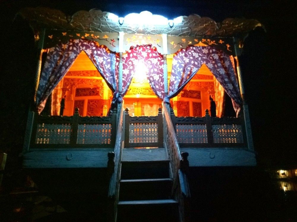 New Bul Bul Group Of Houseboats Srinagar Hotel Durgjan Екстериор снимка