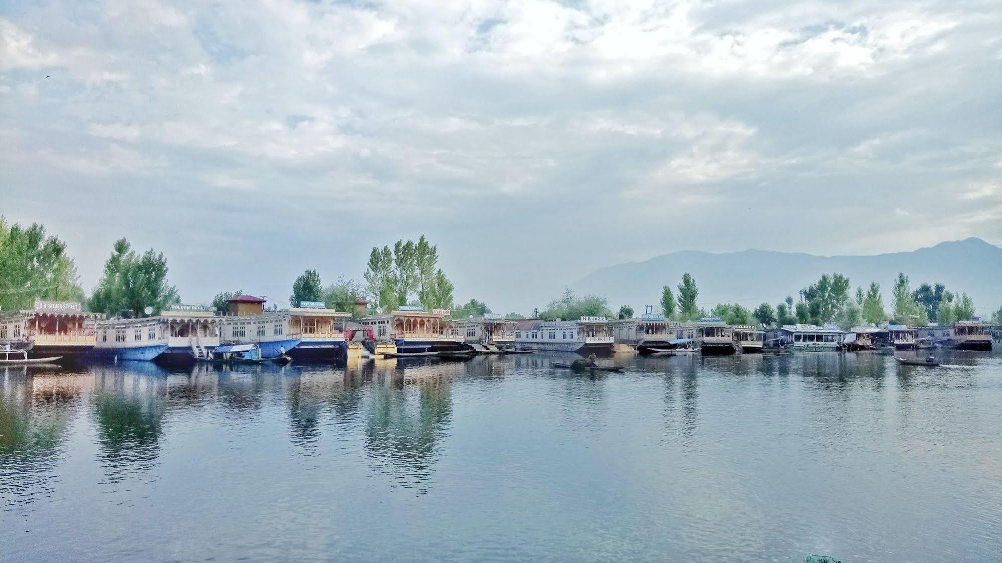New Bul Bul Group Of Houseboats Srinagar Hotel Durgjan Екстериор снимка
